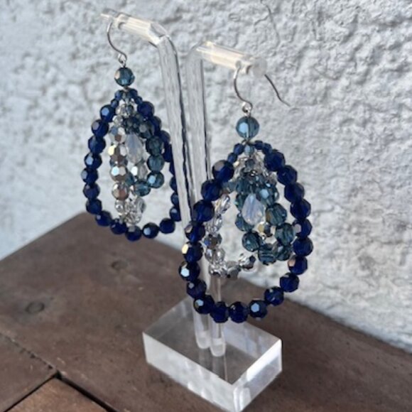 RARE Swarovski Beaded Crystal Spinner Earrings – new in box - Picture 2 of 4